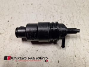 24621434 – 4A0955651 – Scheibensprüherpumpe vorne