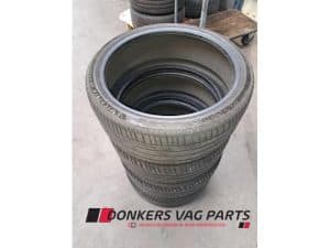 24777474 – MICHELIN – Band