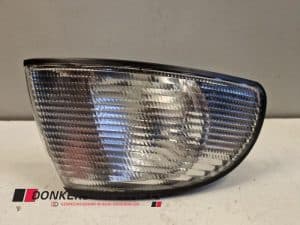 24977901 – 8D0953050, 8D0953050A, 0819301, AFB2103R, 20476120 – Richtingaanwijzer rechts