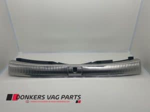 24860894 – 8W9864483B, 8W9864513 – Afdekking slotvanger achter