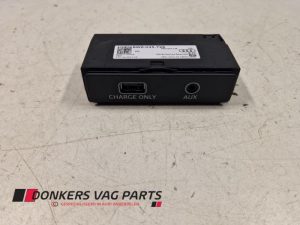 24898824 – 8W0035726 – AUX / USB-Anschluss
